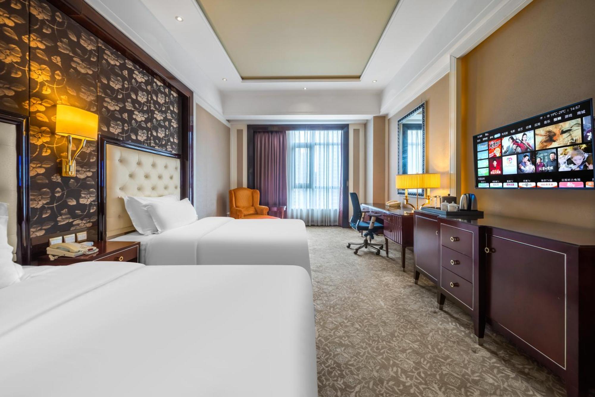 Wyndham Grand Plaza Royale Palace Chengdu Exterior foto
