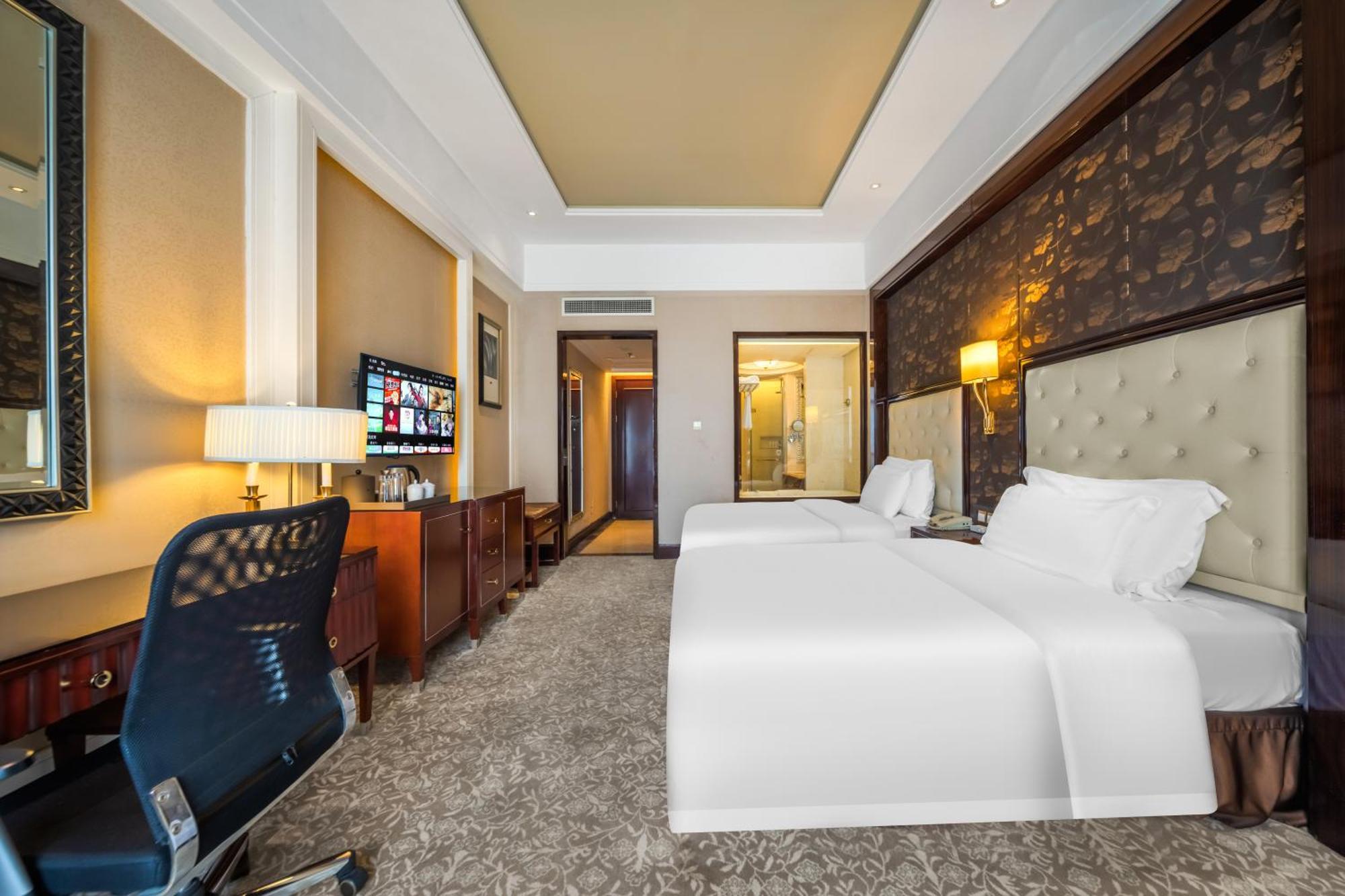 Wyndham Grand Plaza Royale Palace Chengdu Exterior foto
