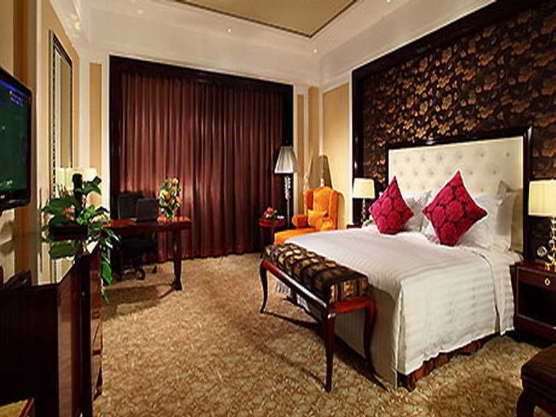 Wyndham Grand Plaza Royale Palace Chengdu Quarto foto